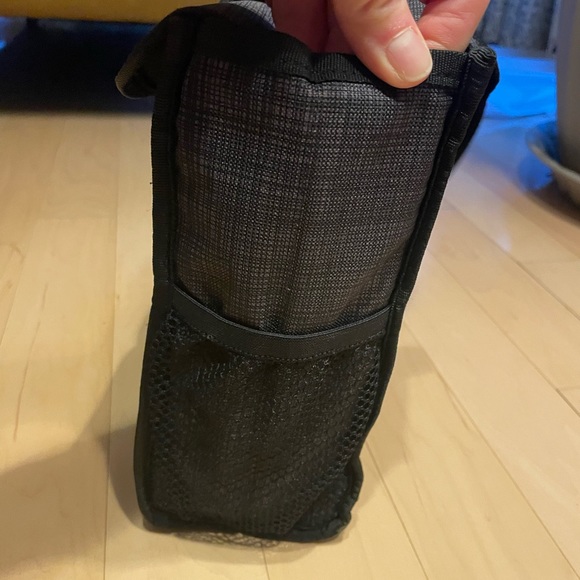 Thirty-One Caddy - Picture 5 of 7